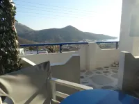 Castelopetra Hotels in Amorgos