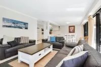 La Mer Apartments