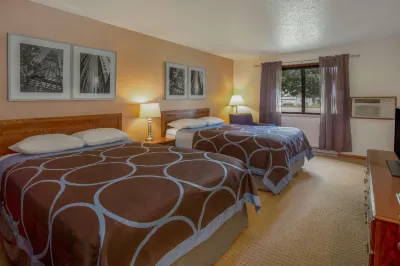 Baymont by Wyndham Oshkosh Airport Các khách sạn ở Oshkosh