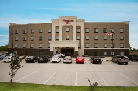 Hampton Inn McPherson