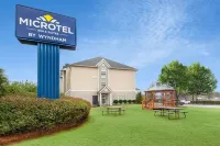 Microtel Inn & Suites by Wyndham Columbus North Hotels in Harris County