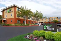 익스텐디드 스테이 아메리카 산타바바라 - 칼레 리얼 Santa Barbara Landing 주변 호텔