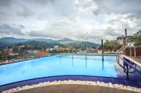 Sevana City Hotel - Uima-altaat