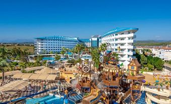 Crystal Admiral Resort Suites & Spa - Ultimate All Inclusive