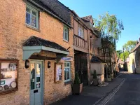 Coombe House