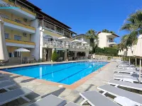 Tropical Hotels in Pallini