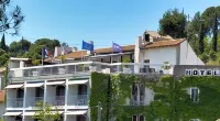 L'oasis d'Avignon O'Cub Hotel Hôtels à : 