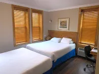 District Hotel