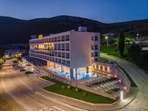 Marea Hotel & Spa