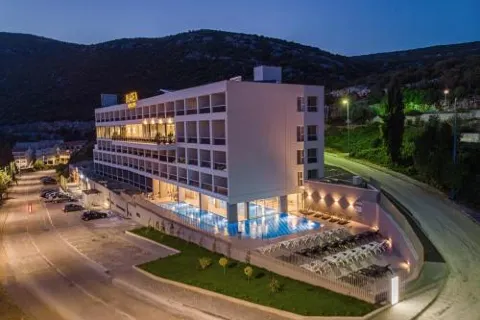 Marea Hotel & Spa