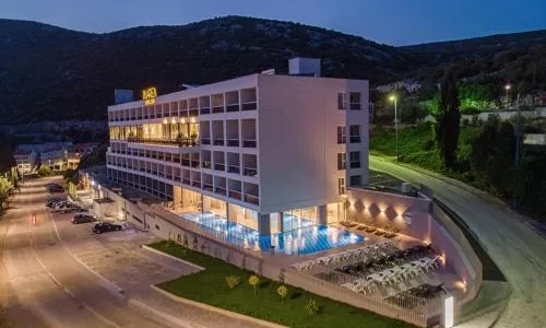 Marea Hotel & Spa