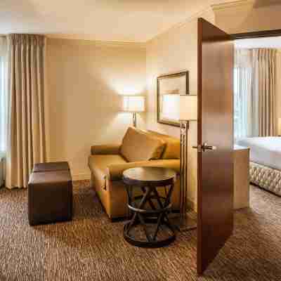 DoubleTree by Hilton Bend Rooms