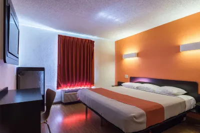 Motel 6 Arkadelphia, AR Các khách sạn ở 