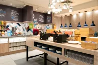 Hampton by Hilton Birmingham Jewellery Quarter - breakfast