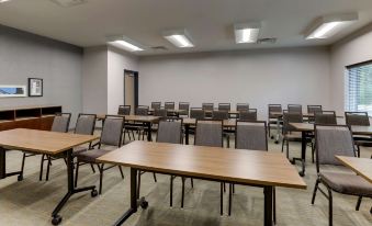 Country Inn & Suites by Radisson, Cumming, GA