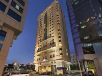 Howard Johnson by Wyndham Abu Dhabi Hotels near Gold Souk