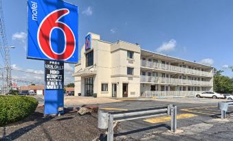 Motel 6 Maple Shade Township, NJ - Philadelphia - Mt Laurel