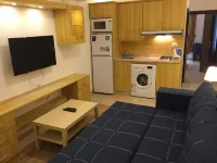 The Royal Luxury Apartments & Studios