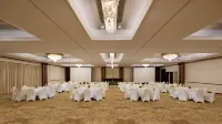Aryaduta Lippo Village - parcheggio