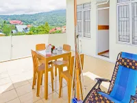 OYO 2199 Mandiri Guest House Syariah Hotels in Padang Lua