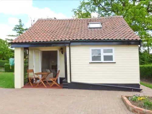 Norbank Cottage Hotels in Bressingham