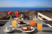 Kea Village Suites & Villas Hotels in Kea-Kythnos