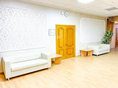 Smart Hotel Kdo Orel Hotel فنادق في 