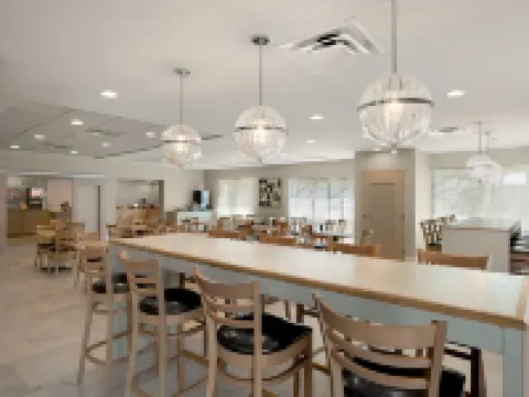 คอมฟอร์ตอินน์ วิลเลียมส์เบิร์ก เกทเวย์ โรงแรมในวิลเลียมสเบิร์ก