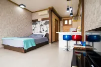 Namhae Skyblue Sea Pension