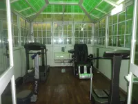 Sdm Tavern and Suites - Kuntosalit
