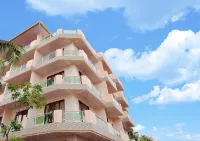 Sunrise Beach Hotels in 