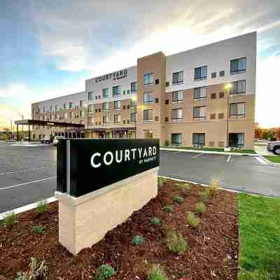 Courtyard East Lansing Okemos Hotel Exterior