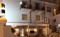 Cubo Apartments Hotels in Vico Equense