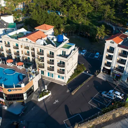 Kai Resort Отели рядом с достопримечательностью «Пляж Хёпчже»