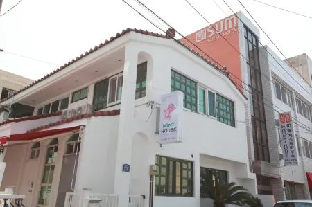 Sum Guesthouse Jeju Airport Branch Отели в г. Чеджу