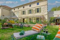 Bastide de Bellegarde Hôtels à : Avignon