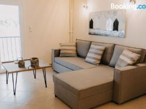 Best House, Central Luxury Apartment, Agiou Nikolaou, Patra