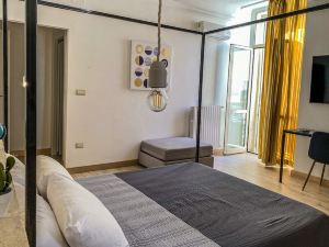 D'Angio Rooms-Manfredi Homes&Villas