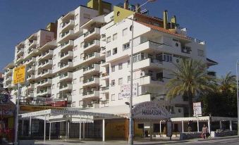 B&B Hotel Avignon Sud Parc des Expositions