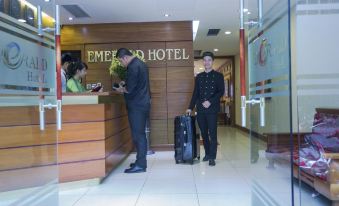 Emerald Hotel Hanoi