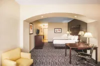 La Quinta Inn & Suites by Wyndham Allen at the Village Hotels in Allen