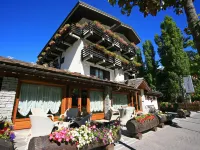 Hotel les Jumeaux Courmayeur Hotel a 