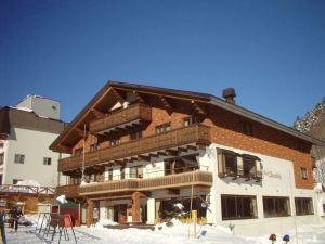 Hotel Alpen Burg