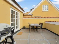 "Alkmund" - 800m from the Sea - 4-Star