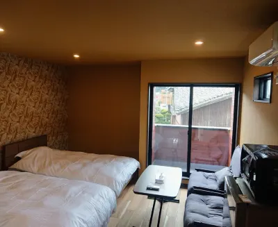 Bbbreadcoffee Mahalo Hotel in zona Nagasaki Bio Park