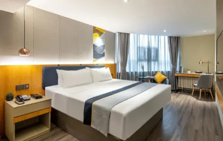 Homeinn(Mianshan Street store of Jiexiu railway station) Отели в г. Цзесю