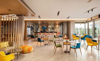 Holiday Inn & Suites Dubai Science Park