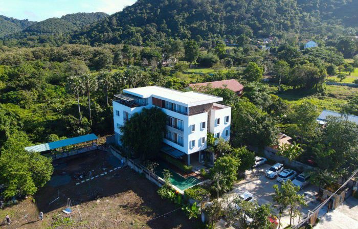 PHKACHAN KEP BOUTIQUE