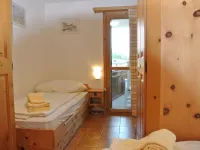 Residenza Chesa Margun 57-1 - 停車場