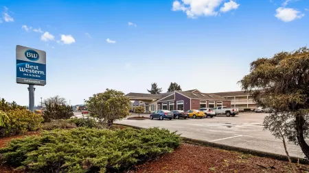 Best Western Salbasgeon Inn  Suites of Reedsport